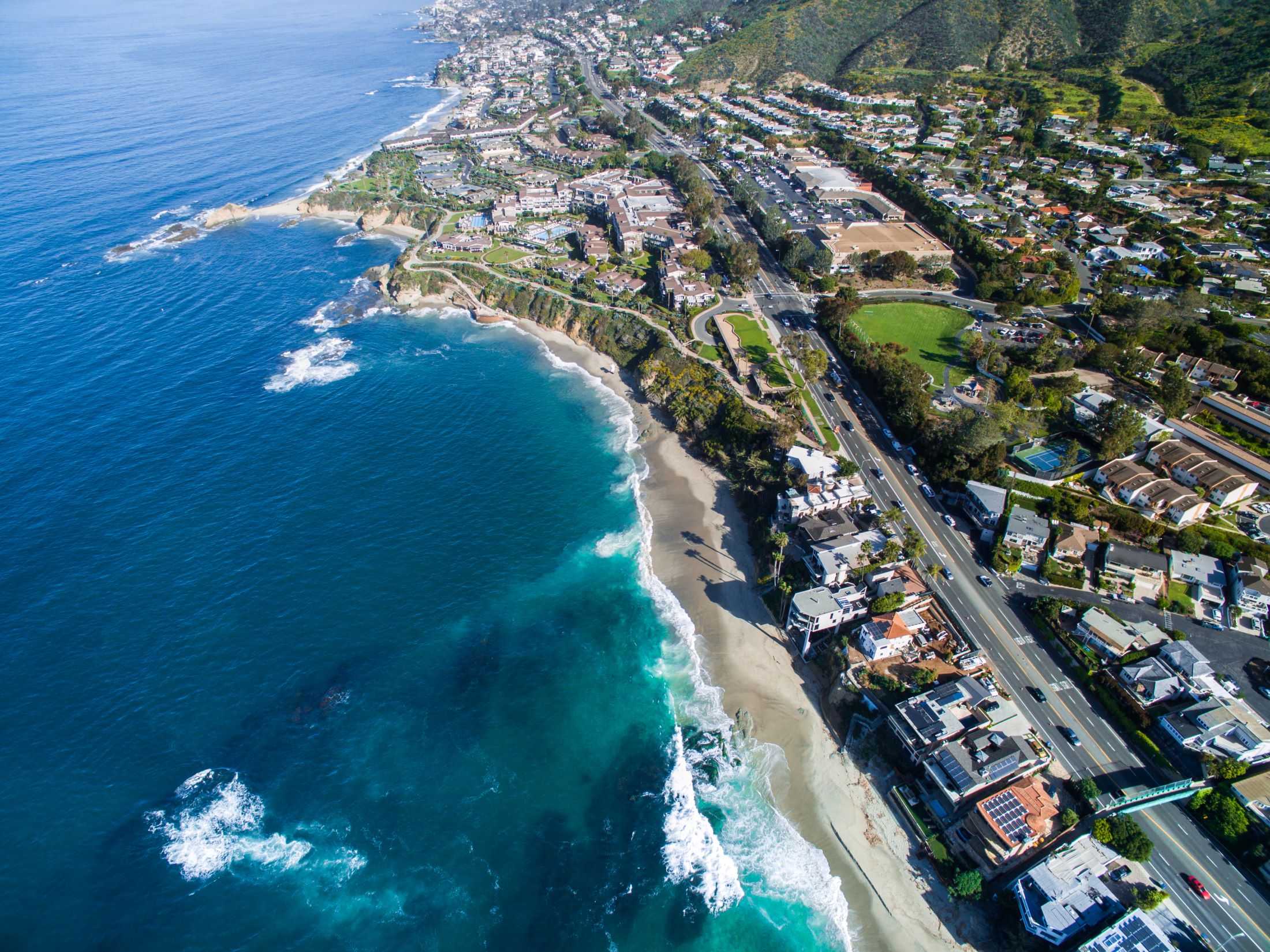 Luxury custom kitchen cabinets in Laguna Beach California — H & J Cabinets